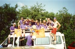 team_on_bus_chew_magna